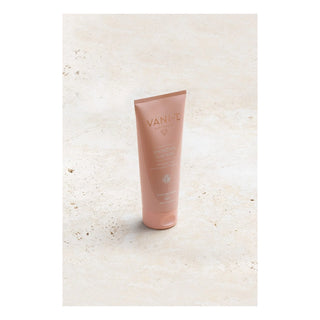 VANI-T Bronzing Custard Gradual Tanner 200ml